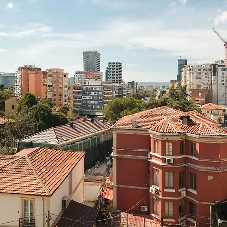 Appartement At New Bazar ! Tirana