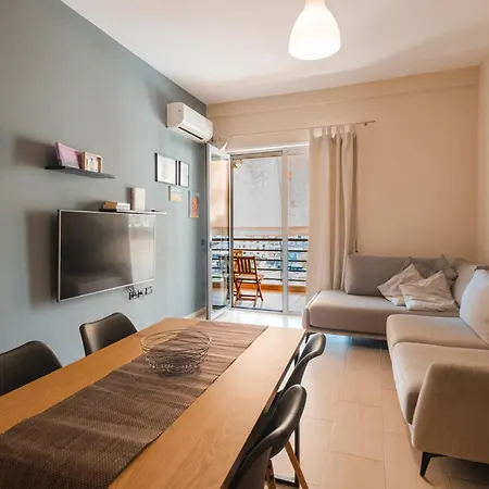 アパート At New Bazar ! *