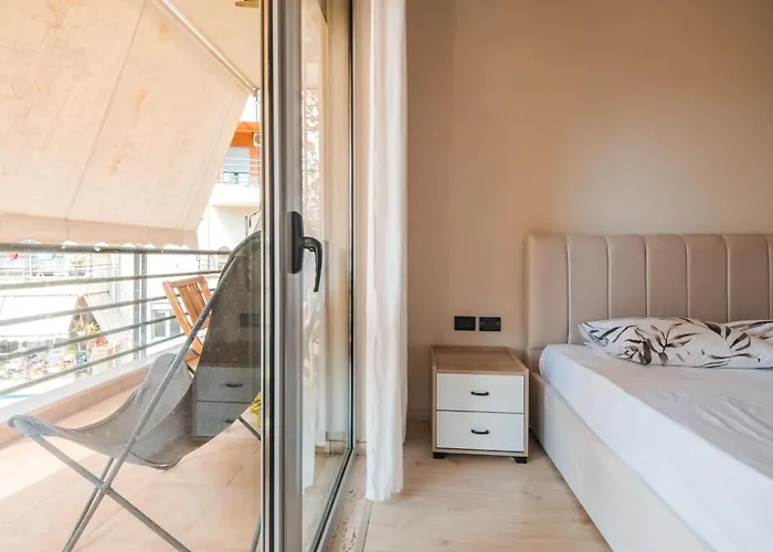 Appartement At New Bazar !
